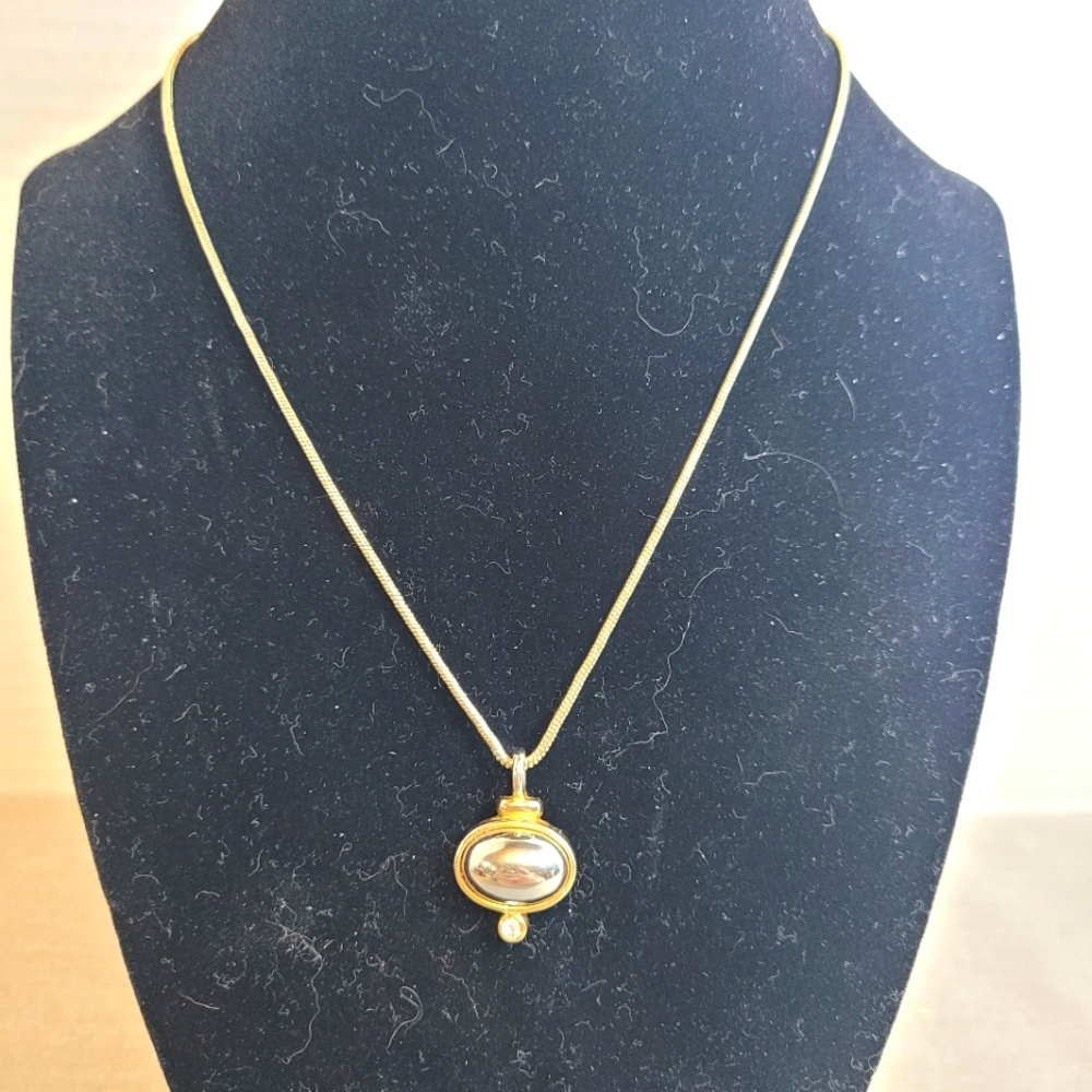 Vintage Liz Claiborne Two-Tone Oval Pendant Necklace